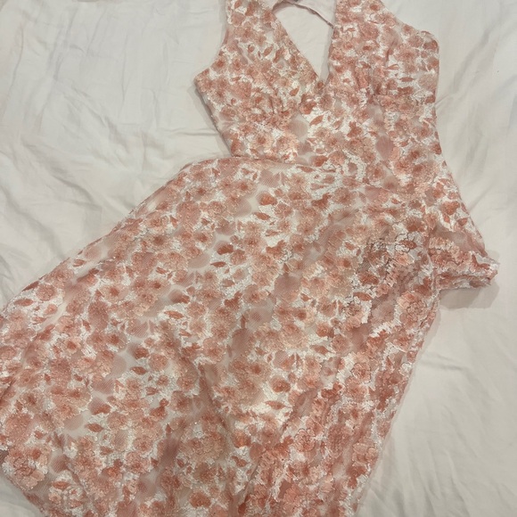 Floral Pink Maxi Dress - Picture 2 of 7